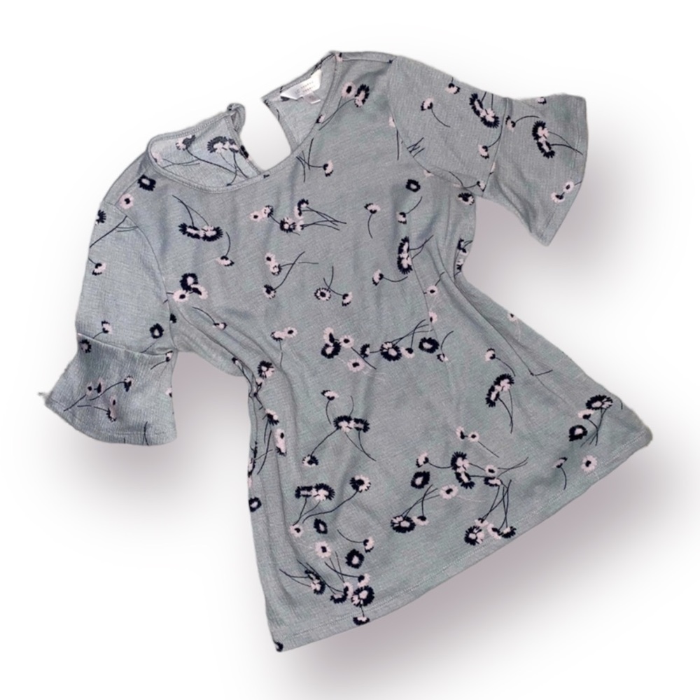 ✨4 for $25✨ Lauren Conrad Floral Top